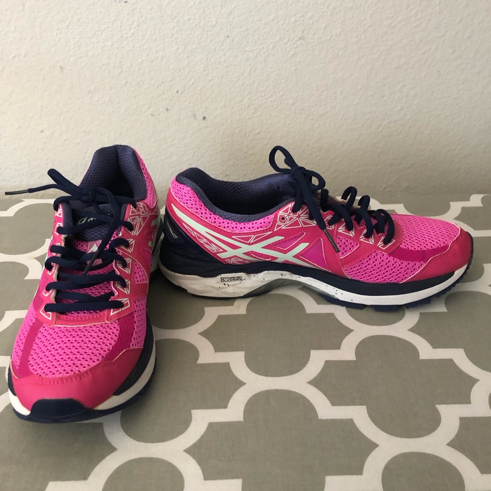 Asics Sneakers - image 2